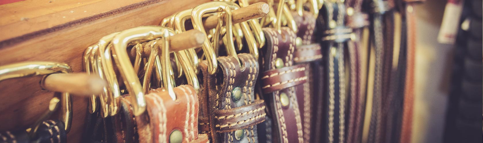 Try Fashionable Leather Sandals For Summer Season