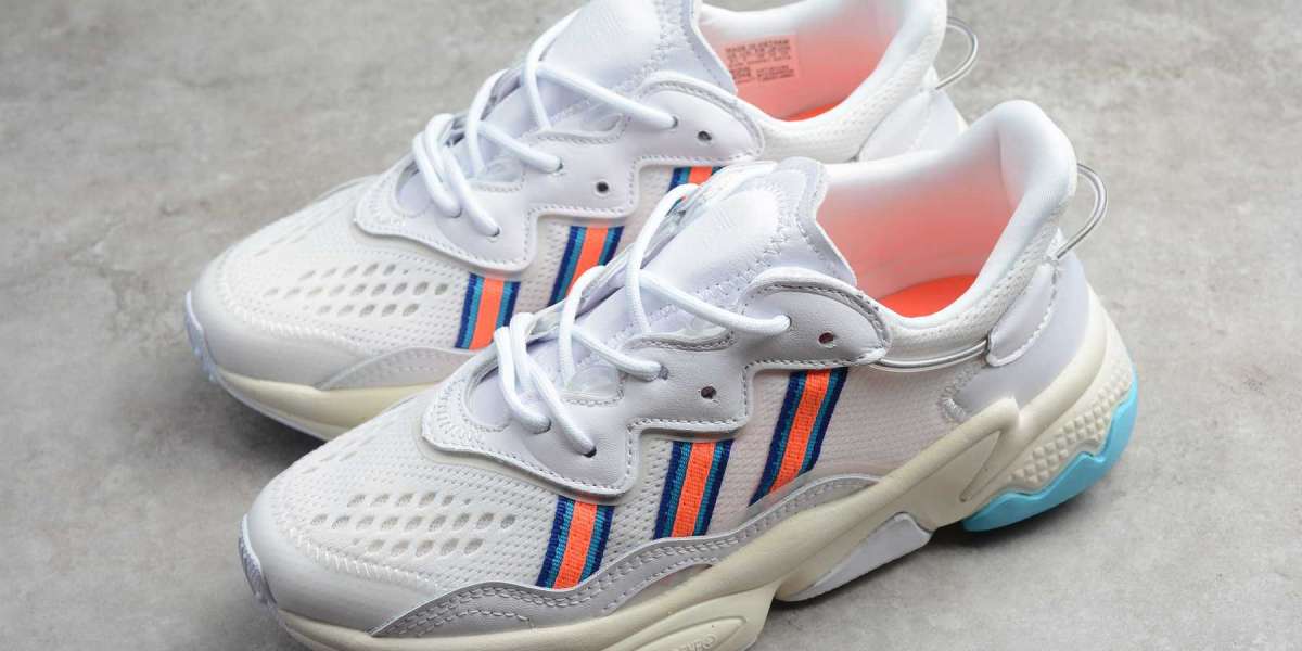 Samba auf dem Adidas Original Ozweego Schuhe